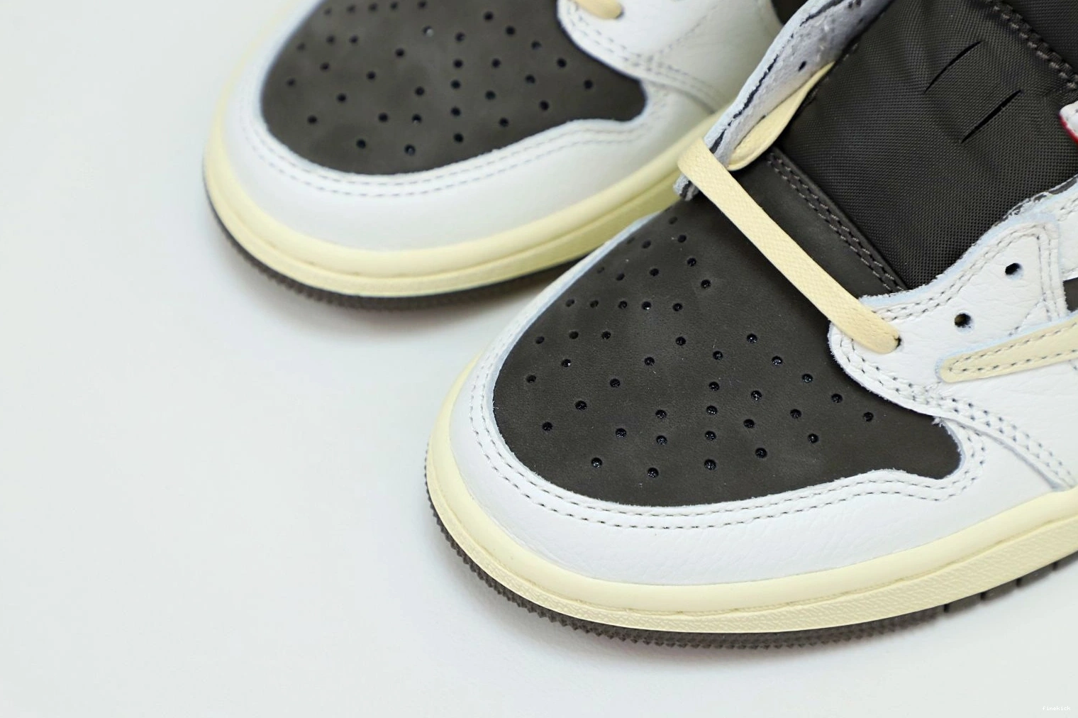 LOW OG SCOTT 1 AIR MOCHA REVERSE TRAVIS X JORDAN 0815